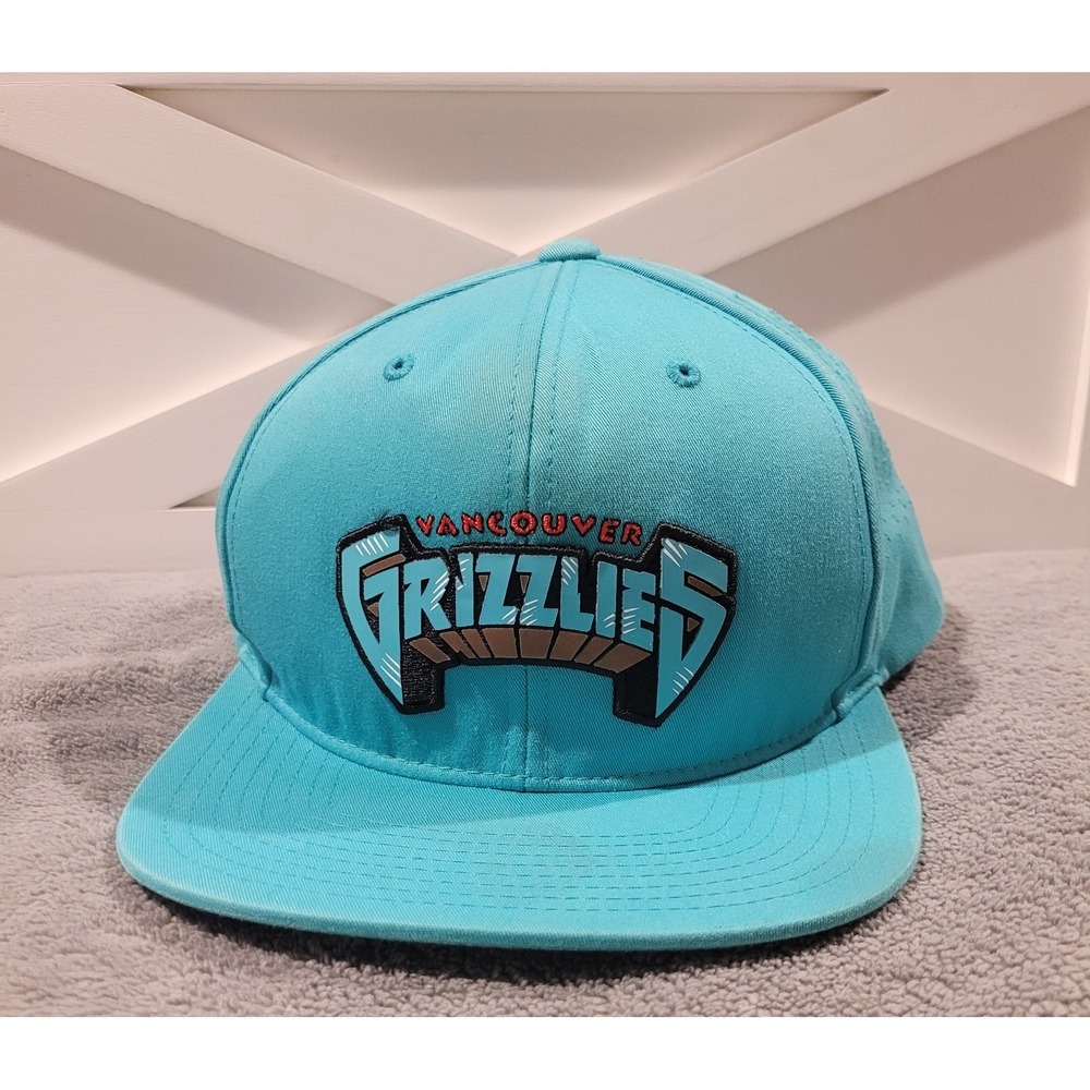 Vancouver Grizzlies Hat Cap Basketball Mitchell & Ness Adjustable Snapback NBA
